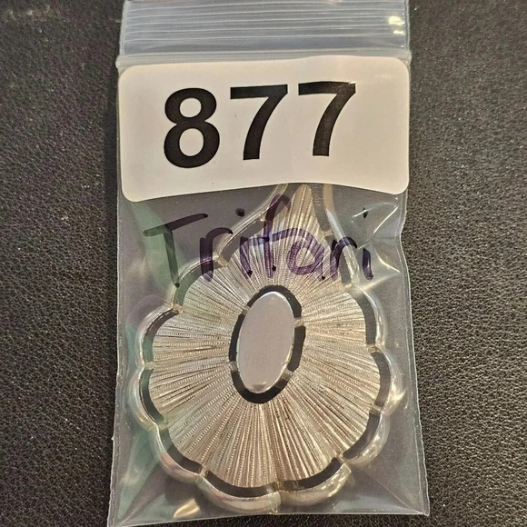 Vintage Signed CROWN TRIFARI Tear Drop Silver Tone Pendant 70s 80s Boho Hippie - Picture 6 of 8